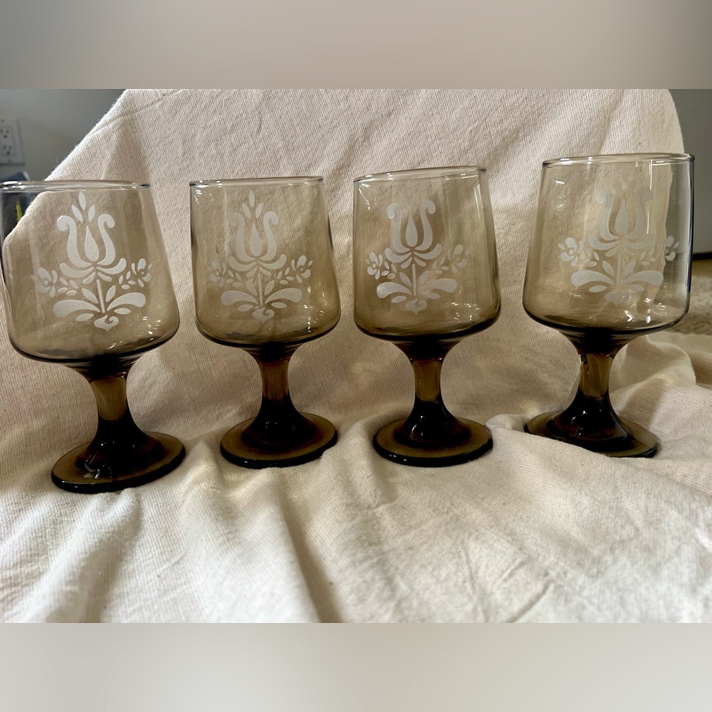 Pfaltzgraff wine glasses set of 4